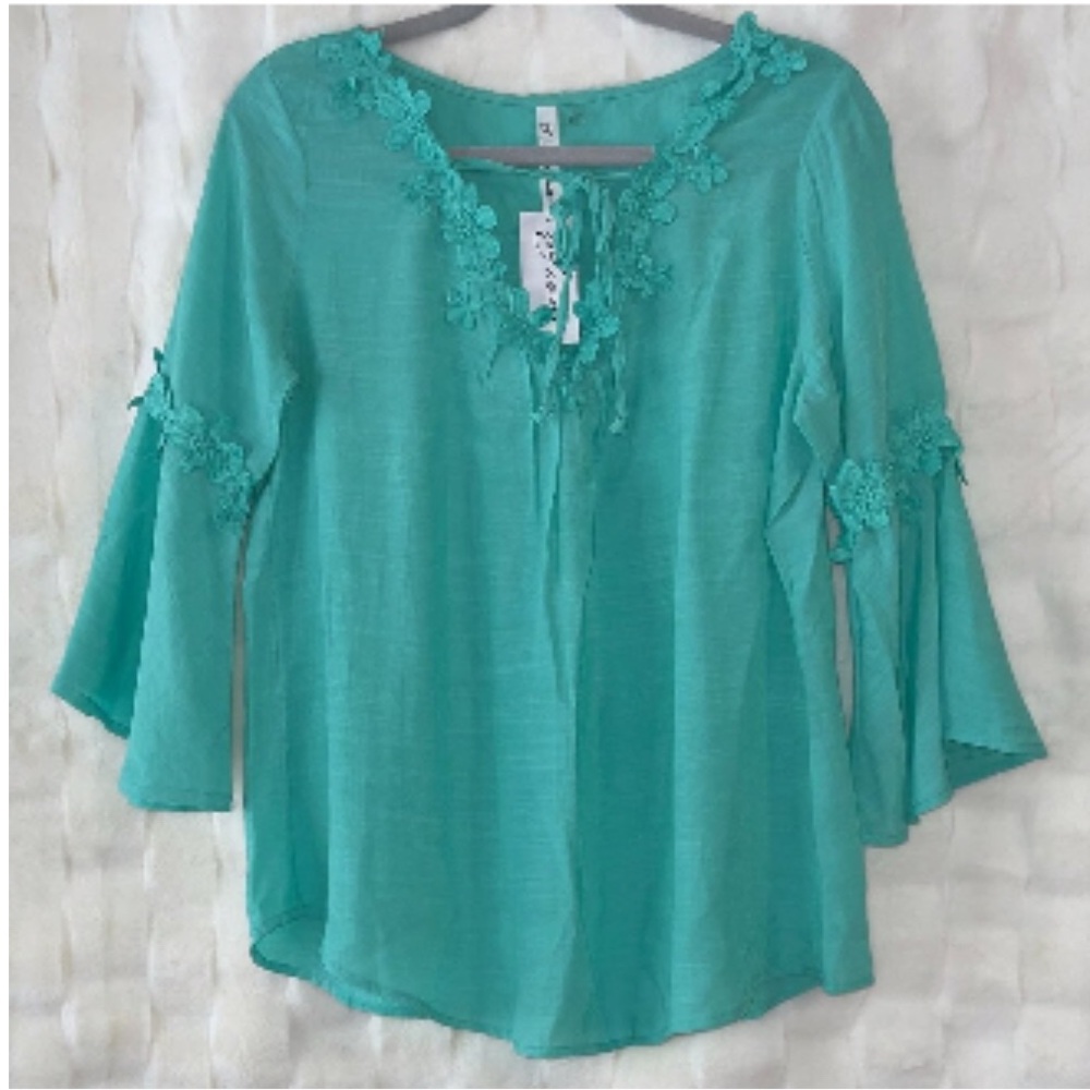 NY Collection Green 3/4 Sleeve Ruffled Tie Front Blouse